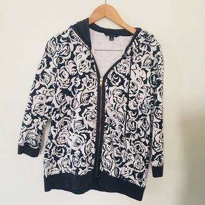 Tommy Hilfiger XL floral black & white sweatshirt 3/4 sleeve